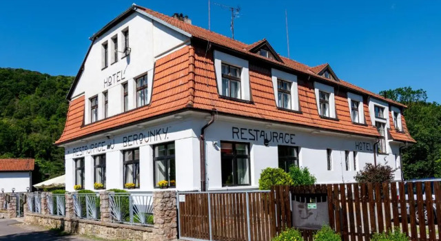Hotel U Berounky, Book Hotel Beroun Central Bohemia