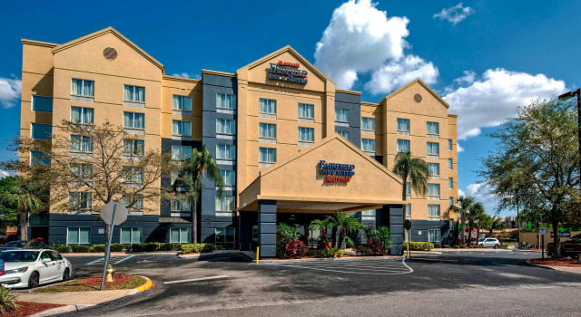 Fairfield Inn & Suites by Marriott Near Universal Orlando