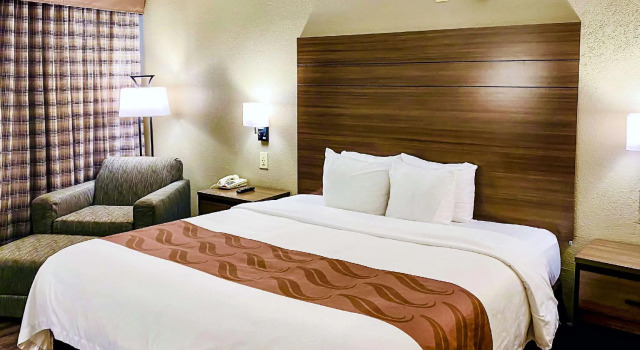 Двухместный номер Standard Quality Inn & Suites Airport