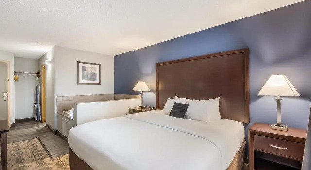 Номер Deluxe Red Lion Inn & Suites Sequim at Olympic National Park
