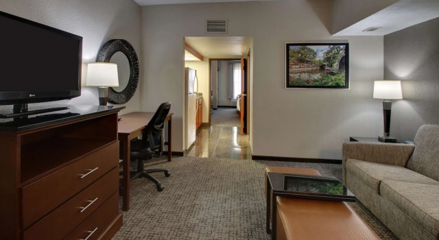 Люкс с 2 комнатами Drury Inn & Suites San Antonio Northwest Medical Center