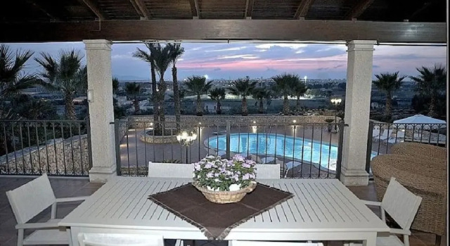 Villa Egadi con Piscina e Campo da Tennis