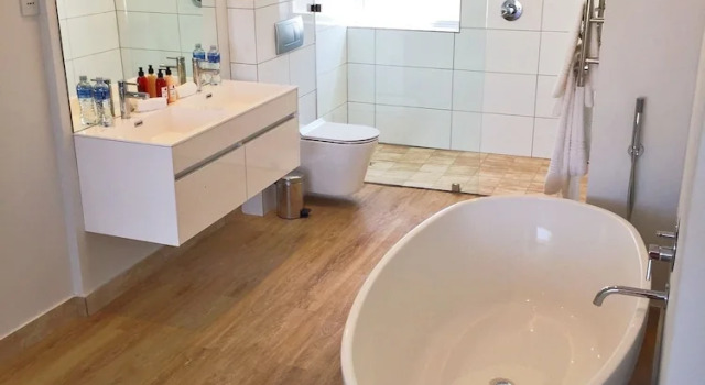 Люкс Executive Peach on Beach Boutique Guesthouse