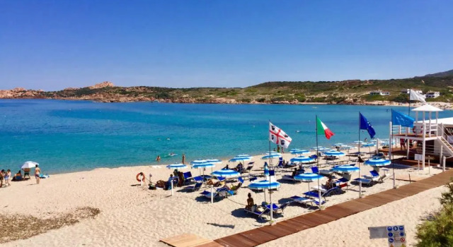 Апартаменты Appartamenti In Villa La Marinedda