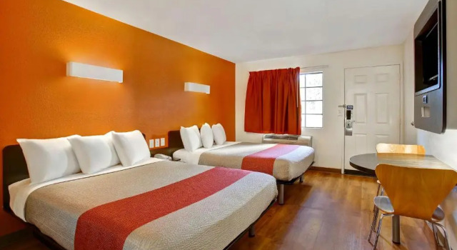 Четырёхместный номер Premium Motel 6-Sunnyvale, CA - North