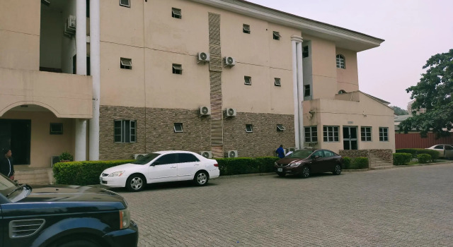 The Grill House, Buchen Sie Hotel Asokoro Bwari