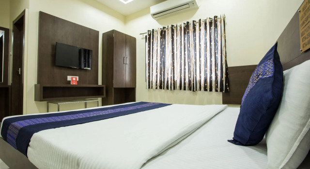 Hotel Satyug, Забронировать Отель Отели и гостиницы Удджайна, рядом с Ujjain Kumbh Mela, Отель