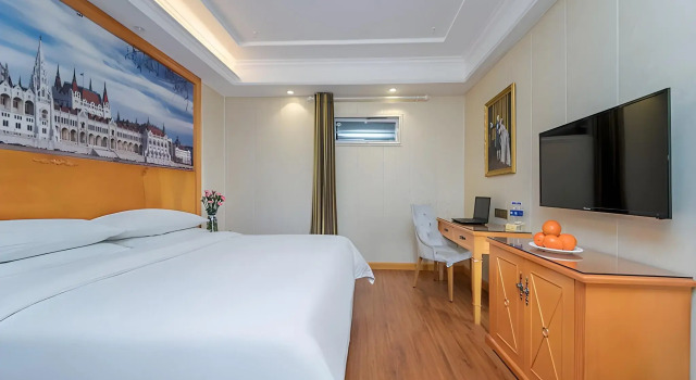 Vienna Hotel (Enshi Hangkong Avenue)