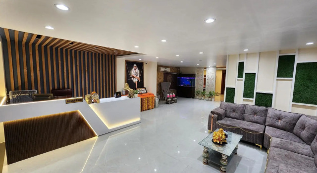 Fabhotel Sai Mrinalini, Забронировать Отель Отели штата Махараштры 3 звезды, 3*