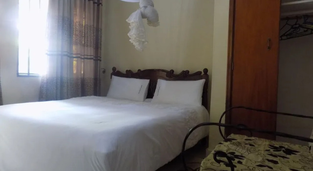 Cielo Country Inn, Book Hotel Ishaka 