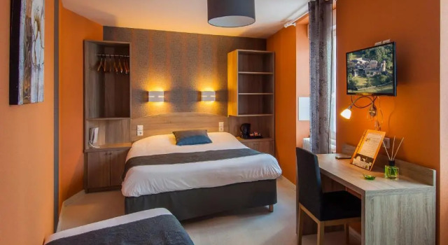 Номер Comfort Logis Hôtel Restaurant Cazes Arazat