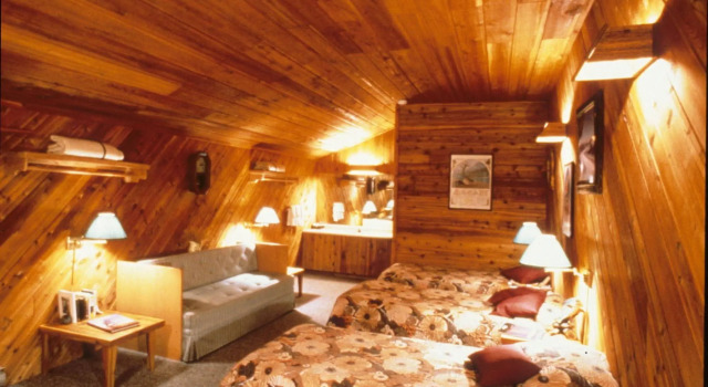Inconnu Lodge, Réserver Maison de vacances Lac McEvoy Canada