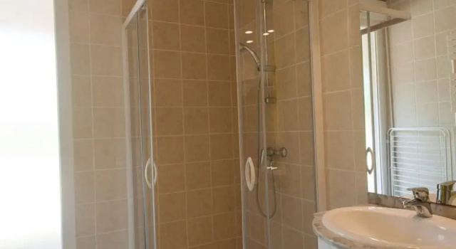 Коттедж Cosy Cottage in Sauze-vaussais With Shared Pool