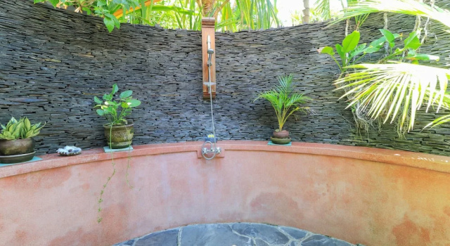 Трёхместный номер Standard Palm Beach Villas Bali