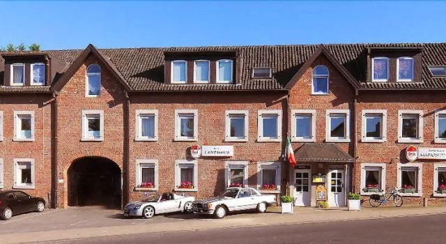 Hotel Landhaus, Забронировать Отель Эшвайлер Северный Рейн-Вестфалия, рядом с Eschweiler Talbahnhof