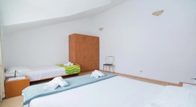 Апартаменты c 1 комнатой с балконом и с видом на море Apartments Ana & Bogdan
