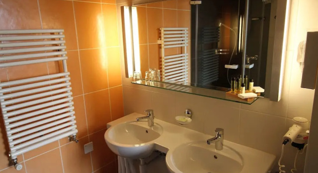 Двухместный номер Standard La Clef DOr Auberge Communale