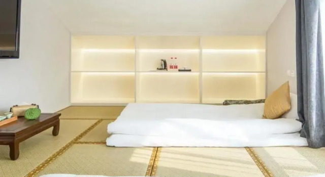 Номер Deluxe Floral Hotel Aranya Resort Hangzhou