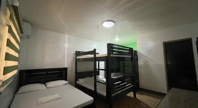 KNB West Villa Inn by SMS Hospitality, Reservar Vila Casas de campo em Ilocos Region, Casa de campo / Cottage