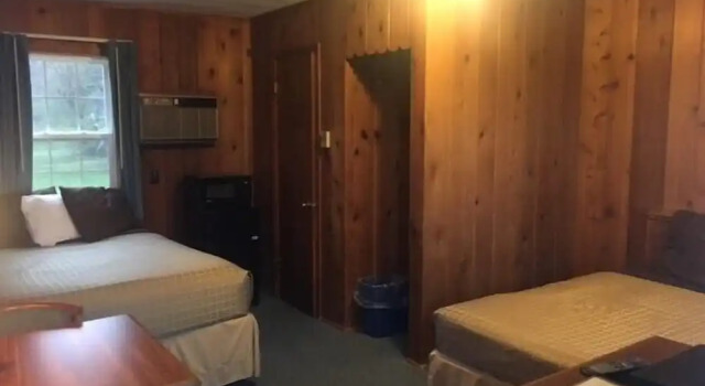 Klassisch Vierer Zimmer Day's End Motel