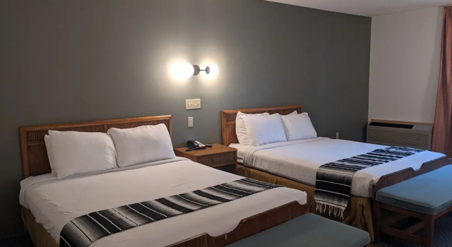 Четырёхместный номер Deluxe Catskill Mountain Lodge