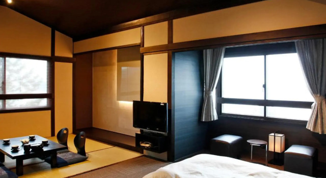 Hotel Shosenkaku Romankan, Rezervovat Hotel Hotely v Kumamoto s parkováním, Parkování