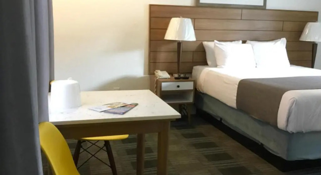Номер Standard Downtown San Diego Lodge