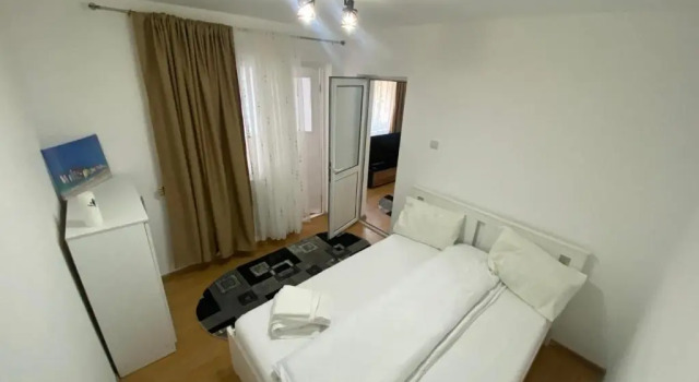 Апартаменты ANDI 1-apartament 2 camere