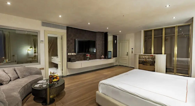 Grand Opera Hotel & Casino & Spa