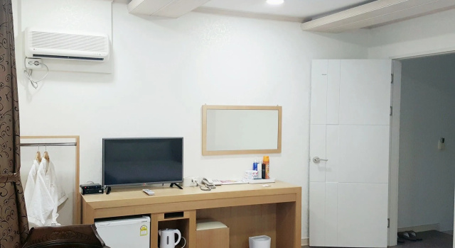Hotel Parkwood Incheon Airport