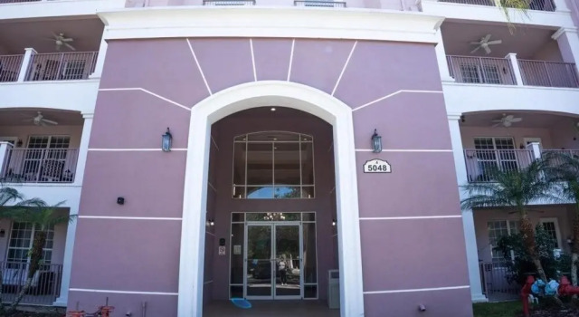 Vista Cay 2 Bed Condo Near Convention Center 2 Bedroom Condo by Redawning