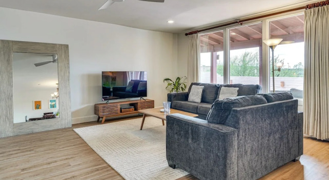 Mtn-view Townhome w/ Pools: 5 Mi to Sabino Canyon!, Забронировать Апартаменты/квартира Тусон штат Аризона
