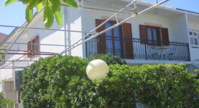 Apartment Lina, Buchen Sie Ferienwohnung Hotels in Kvarner-Bucht mit Parkplatz, Parkplätze