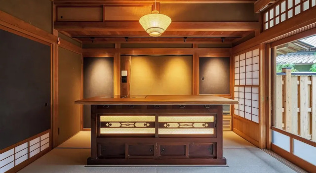 Izumigaya Craft Inn WARAKU, Boek Hotel Hotels in Tokai met parkeren, Parkeren