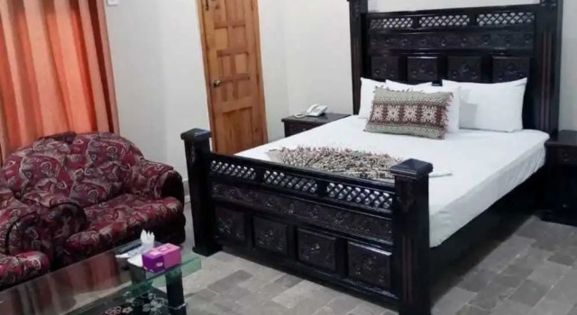 Camera Deluxe Indus Guest House