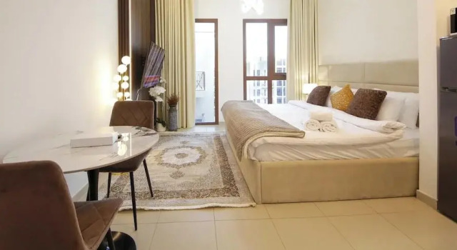 Silk Valley - Cozy Studio with pool view