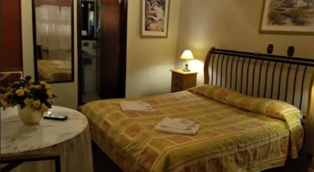 Двухместный номер Standard с балконом Hotel Shallon