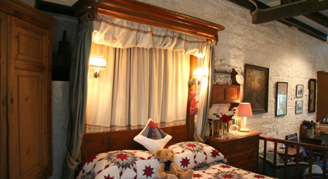 Bowerbank Mill B&B, Book Bed and Breakfast Deloraine Tasmania