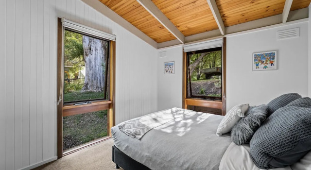 Апартаменты с 2 комнатами с балконом Kiewa Country Cottages