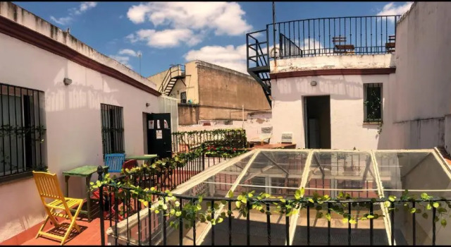 Кровать в общем номере (женский номер) San Isidoro Hostel Sevilla