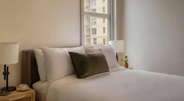 Студия Deluxe Reside Craftsman Los Angeles, a Wyndham Residence
