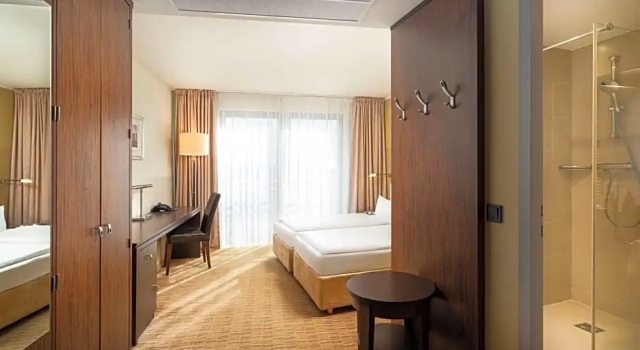Номер Standard elaya hotel hamburg finkenwerder