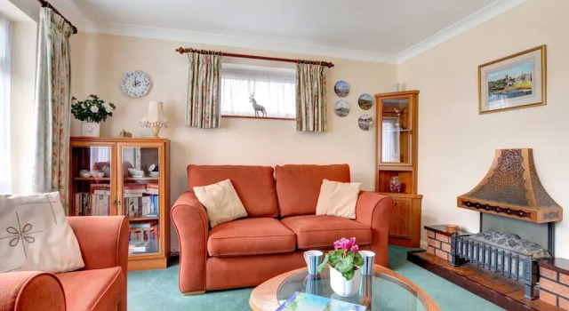 Delightful Holiday Home in Cornwall With Garden
