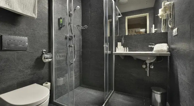 Трёхместный номер Standard EA Hotel New Town