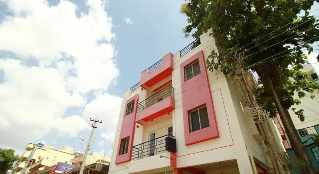 Hotel Ample Inn Vidyanagar by OYO Rooms, Забронировать Отель Отели штата Карнатаки 3 звезды, 3*