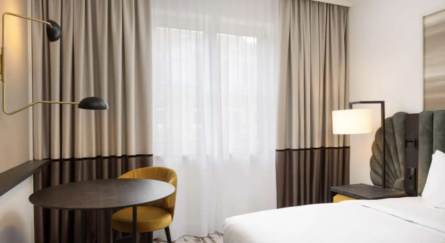 Четырёхместный номер Standard Hilton Heidelberg