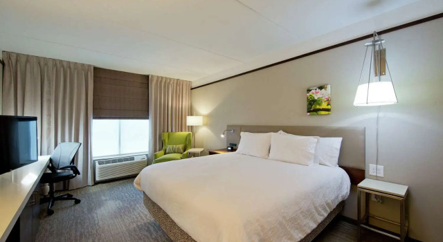 Номер Standard c 1 комнатой Hilton Garden Inn Martinsburg