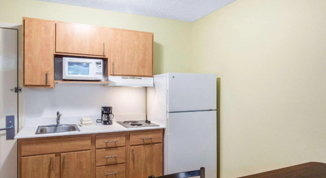 Двухместный номер Standard Hawthorn Extended Stay by Wyndham Lewisville
