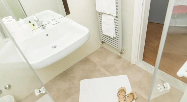 Young Double room Helios Hotel Monza