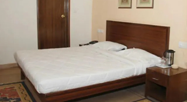 Hotel Rajdeep, Забронировать Отель Отели штата Раджастхана с парковкой, Парковка